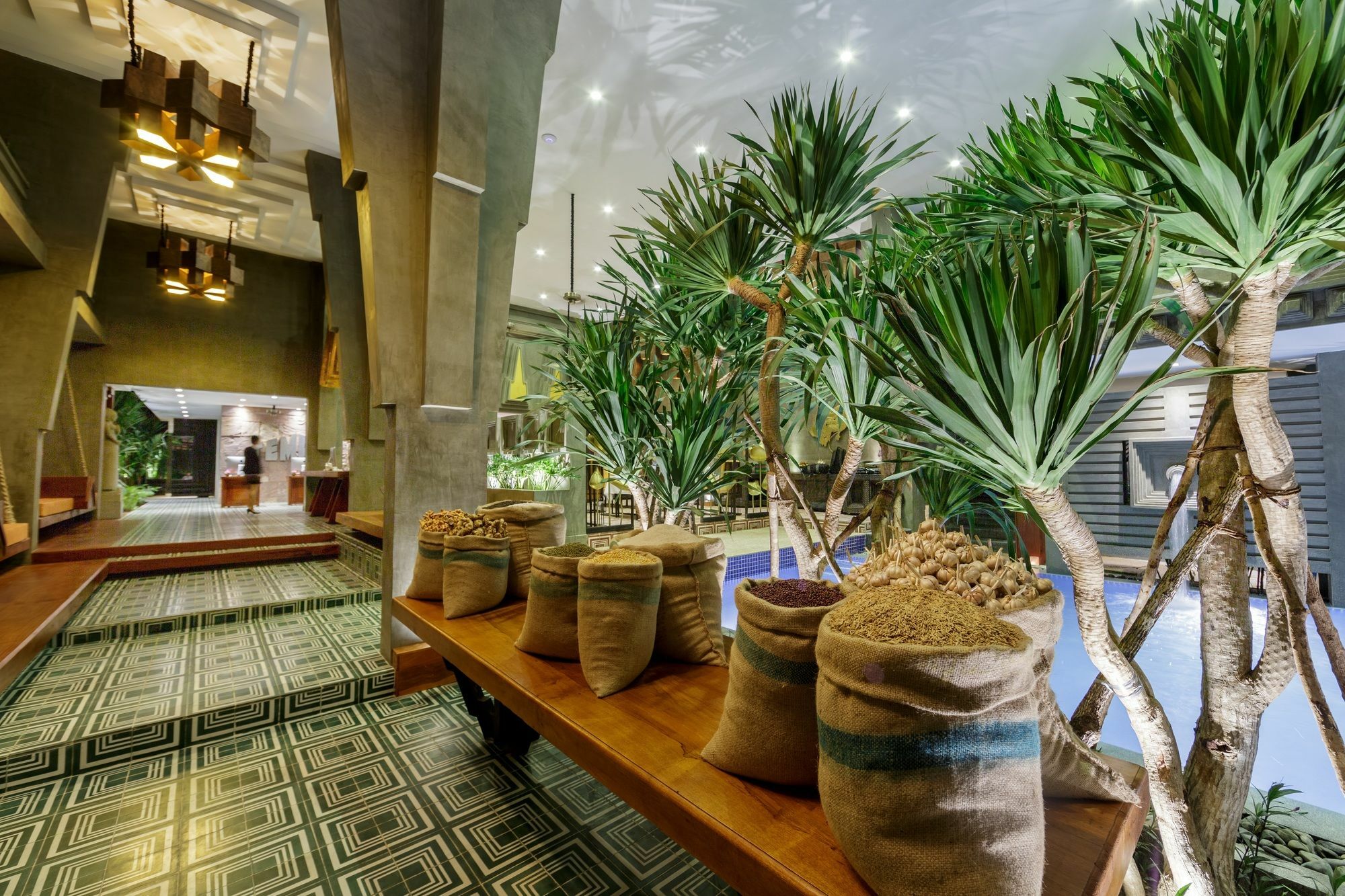 Golden Temple Boutique Khách sạn 5*